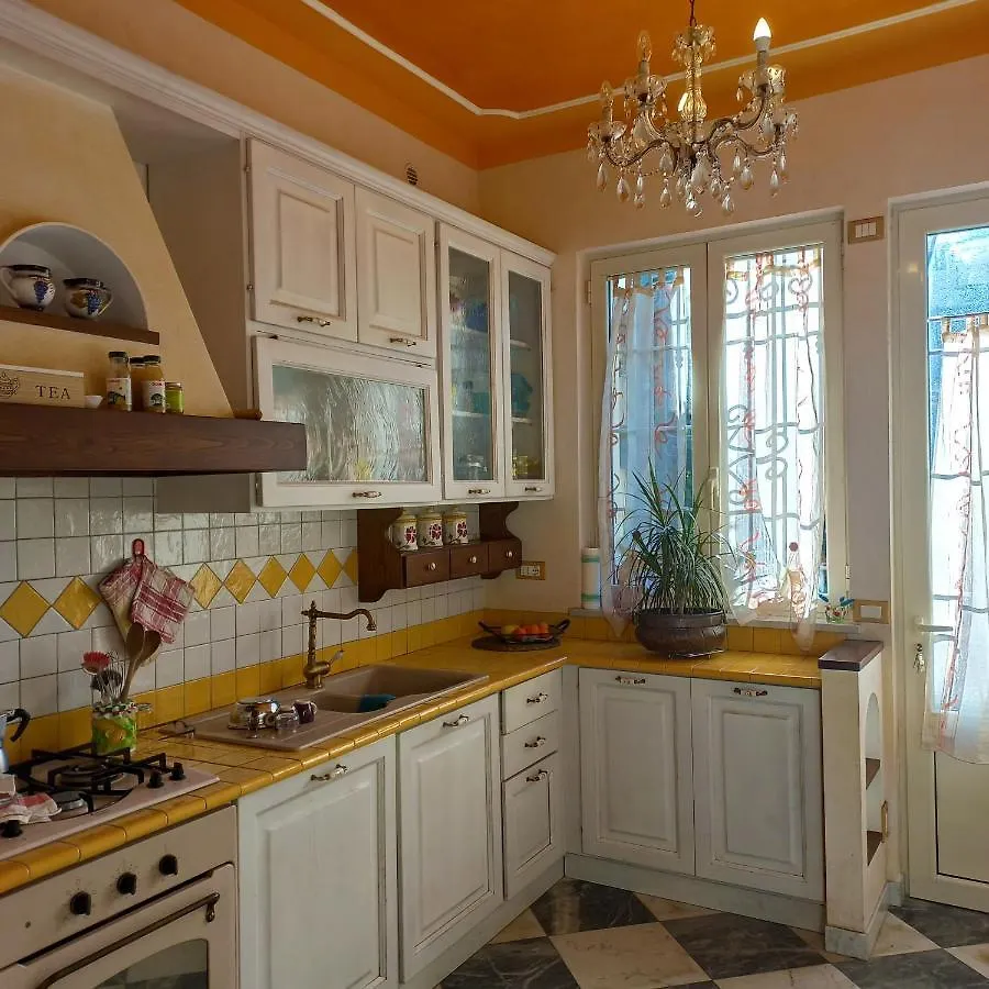 Holiday home Villino San Martino 350M Dal Mare With Covered Parking Viareggio Italy