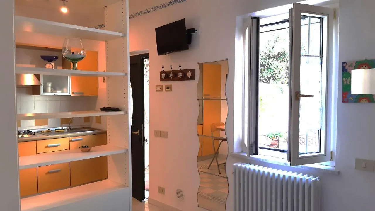 Villino San Martino 350M Dal Mare With Covered Parking Viareggio 0*,  Italy